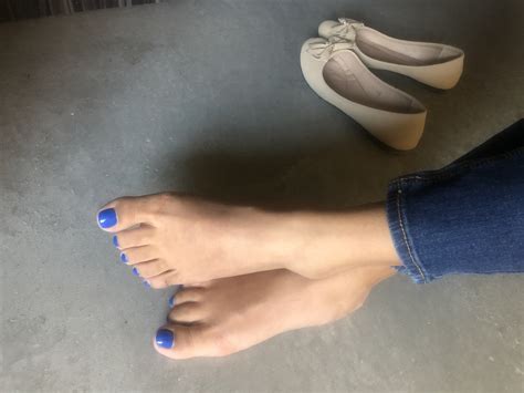 foot pics online|Feetify.com